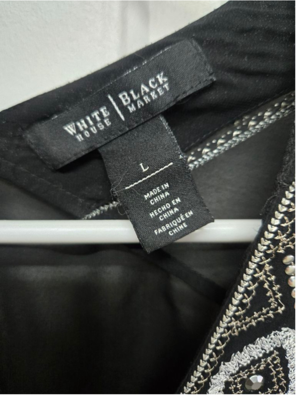 Women's White House Black Market Blouse L Black White Beaded - Picture 3 of 4